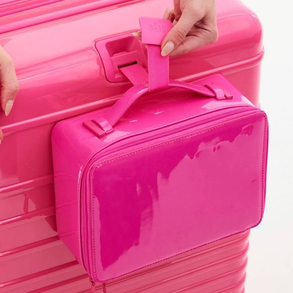 Beis x Barbie cosmetic case - Picture 4 of 7